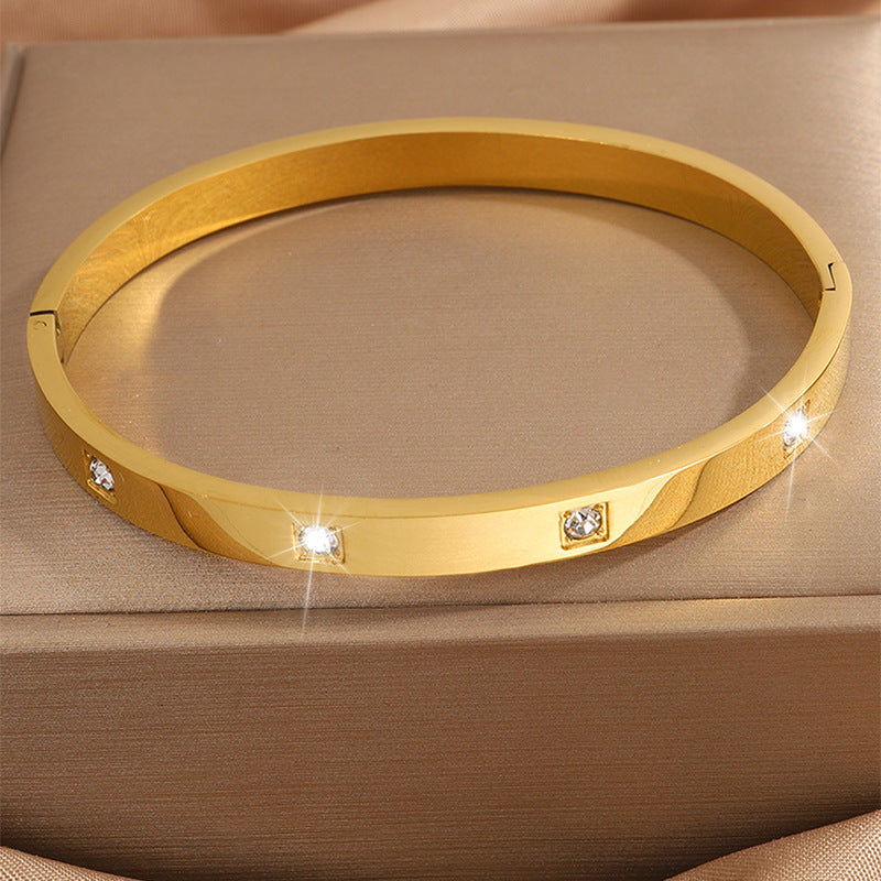 Elegant Armband med Stenar