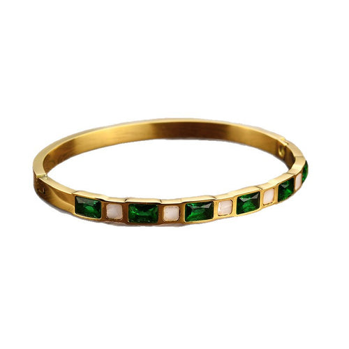 Elegant Armband med Smaragdgröna Kristaller