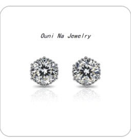 Lyxiga Studs i Sterling Silver